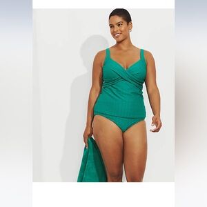 New with Tags Wrap Tankini Swimsuit Top size 18